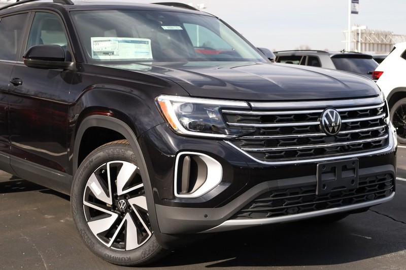Volkswagen Atlas Vehicle Image 03