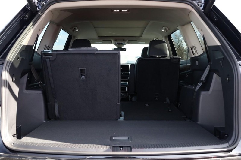 Volkswagen Atlas Vehicle Image 09