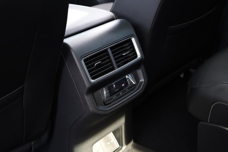 Volkswagen Atlas Vehicle Image 27