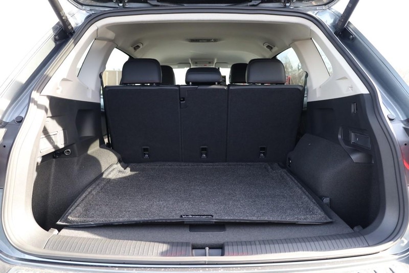 Volkswagen Tiguan Vehicle Image 08