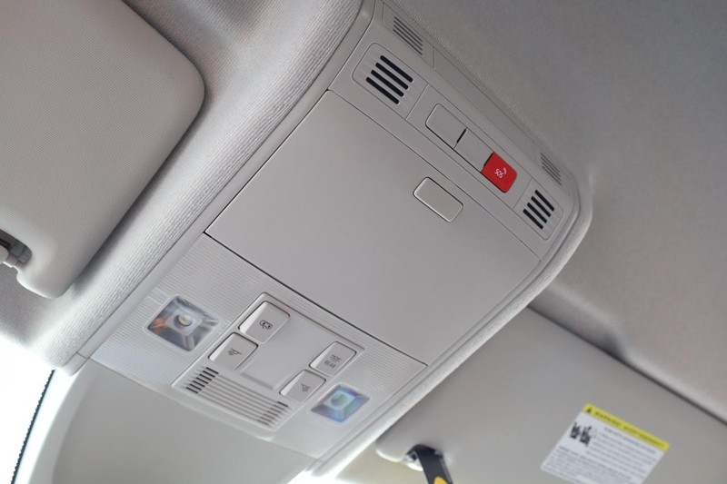 Volkswagen Tiguan Vehicle Image 18