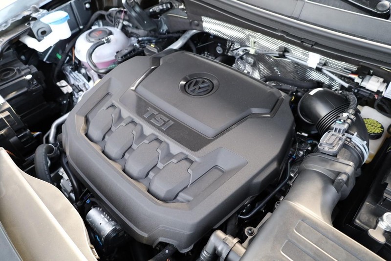 Volkswagen Tiguan Vehicle Image 27