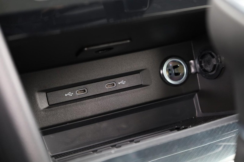 Volkswagen Taos Vehicle Image 14
