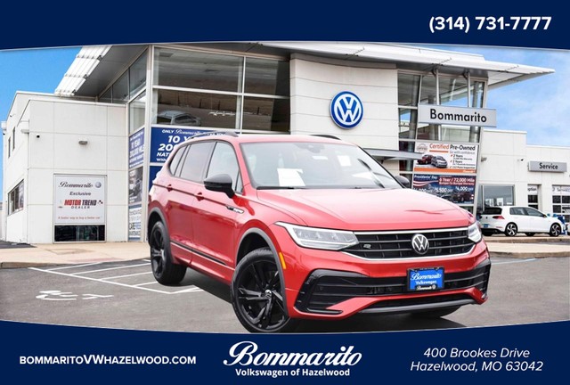 2024 Volkswagen Tiguan SE R-Line Black at Bommarito VW in Hazelwood MO