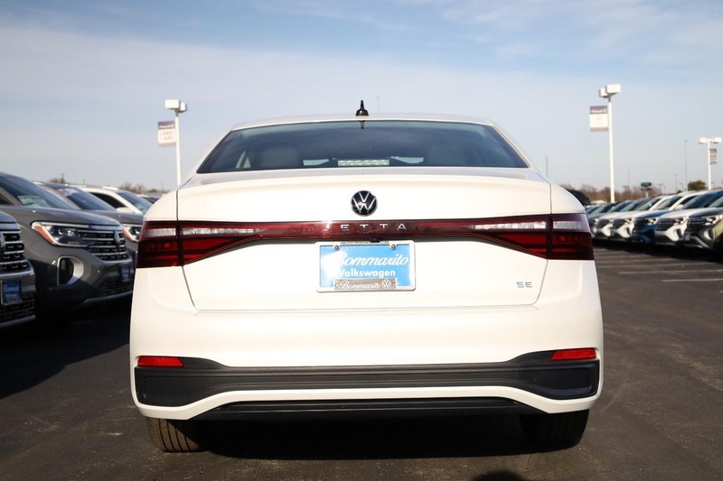 Volkswagen Jetta Vehicle Image 07