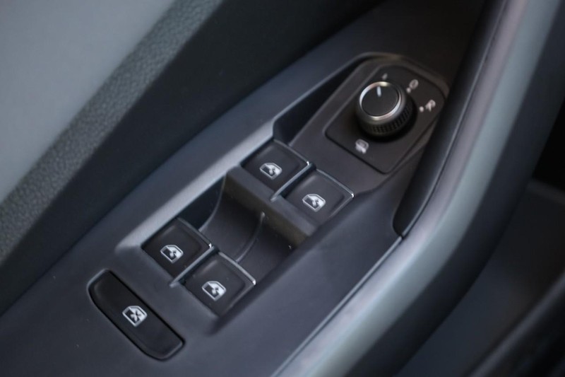 Volkswagen Jetta Vehicle Image 19