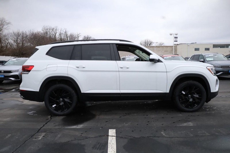 Volkswagen Atlas Vehicle Image 06