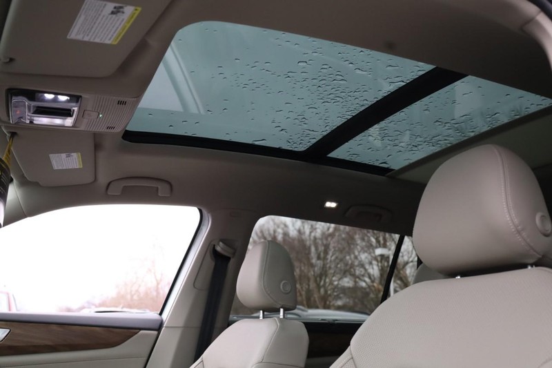 Volkswagen Atlas Vehicle Image 12