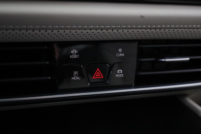 Volkswagen Atlas Vehicle Image 18