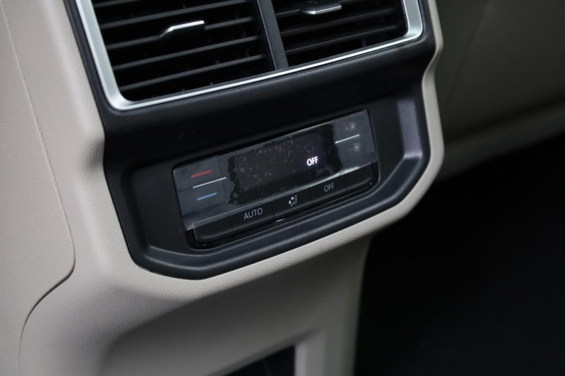 Volkswagen Atlas Vehicle Image 24