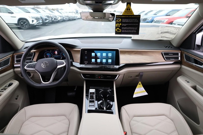 Volkswagen Atlas Vehicle Image 26