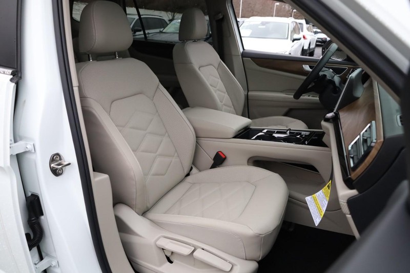Volkswagen Atlas Vehicle Image 28