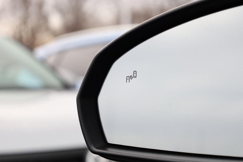 Volkswagen Taos Vehicle Image 23