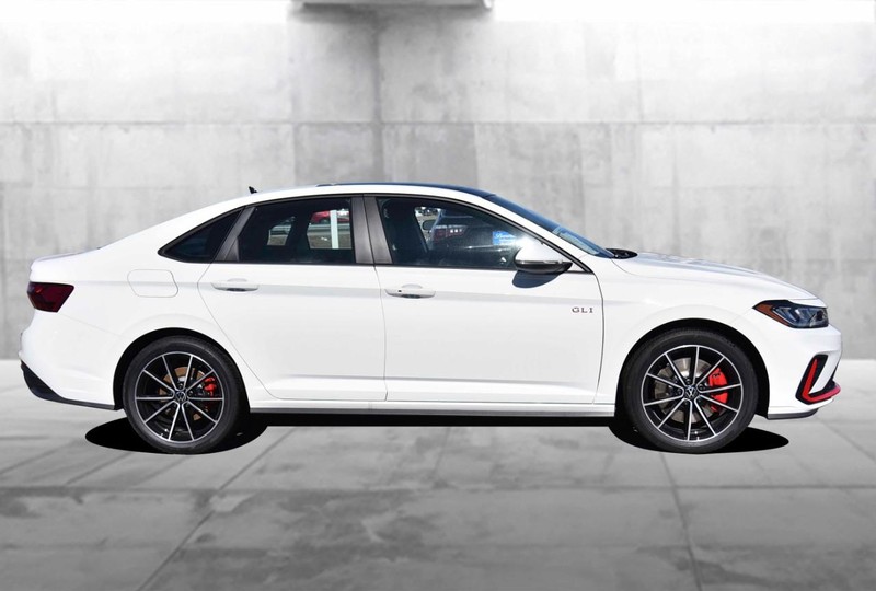 Volkswagen Jetta GLI Vehicle Image 05