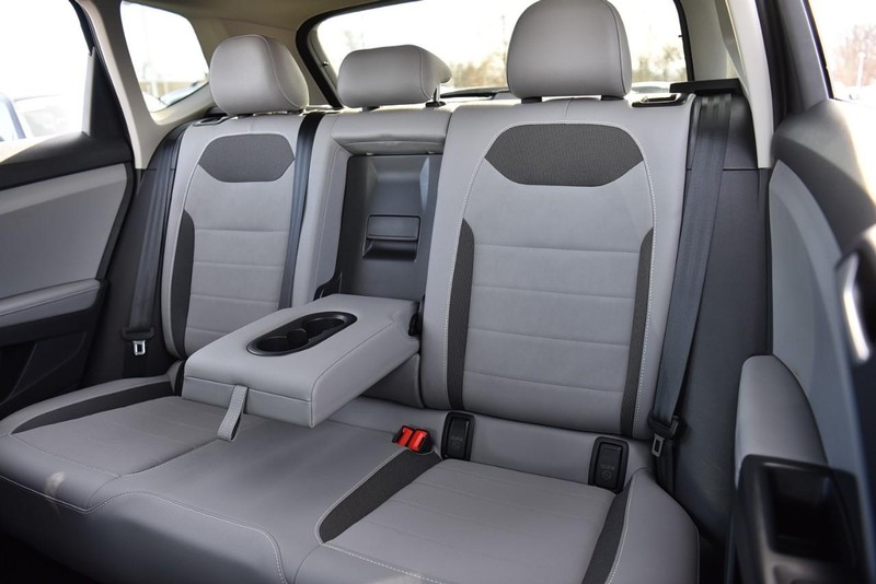 Volkswagen Taos Vehicle Image 23