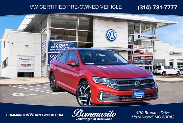 2024 Volkswagen Jetta SEL at Bommarito VW in Hazelwood MO