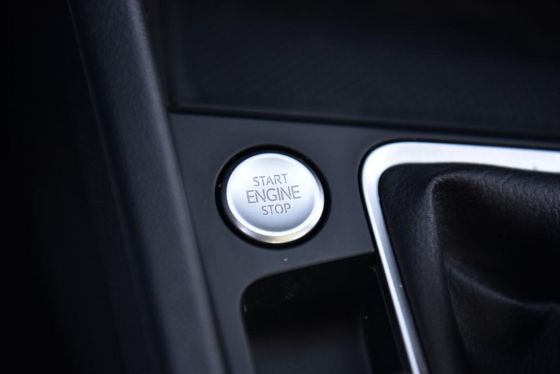 Volkswagen Jetta Vehicle Image 16