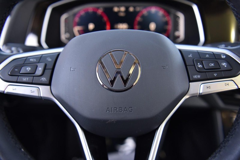 Volkswagen Jetta Vehicle Image 19