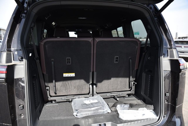 Volkswagen ID. Buzz Vehicle Image 22