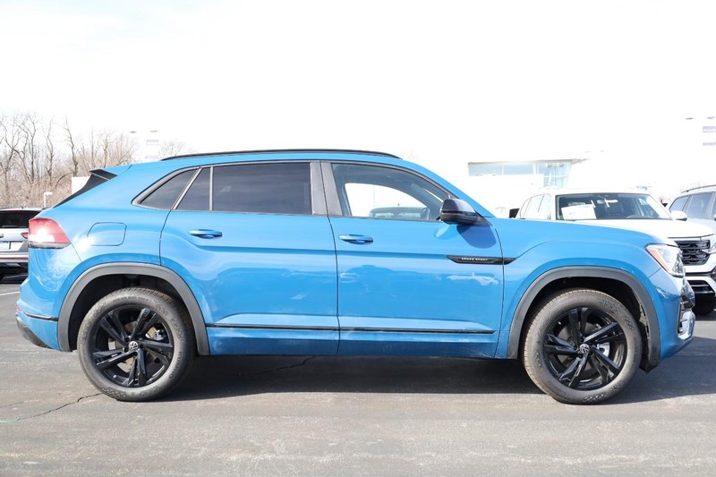 Volkswagen Atlas Cross Sport Vehicle Image 06