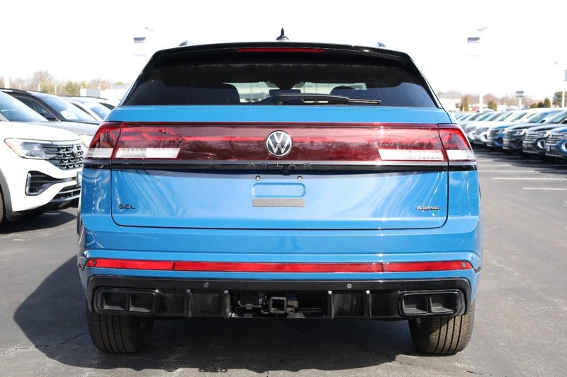 Volkswagen Atlas Cross Sport Vehicle Image 07