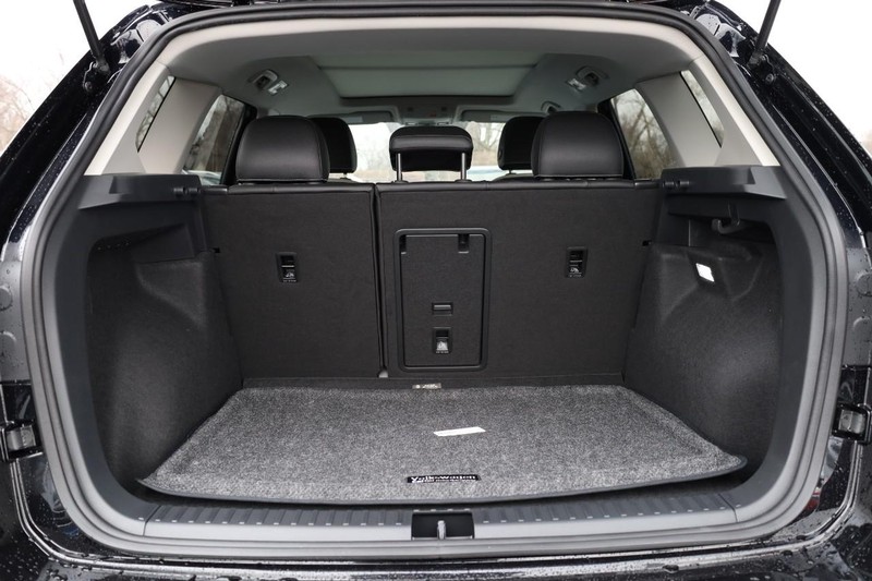 Volkswagen Taos Vehicle Image 08