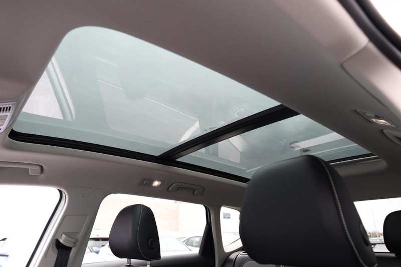 Volkswagen Taos Vehicle Image 10