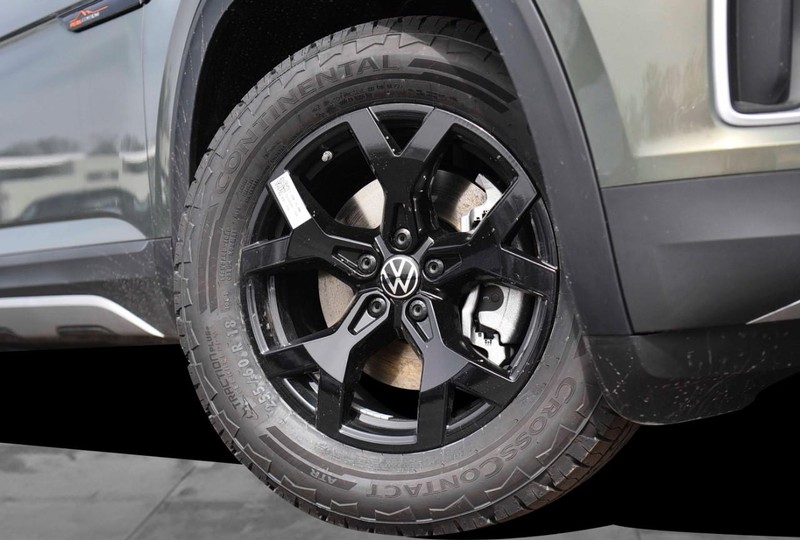 Volkswagen Atlas Vehicle Image 03