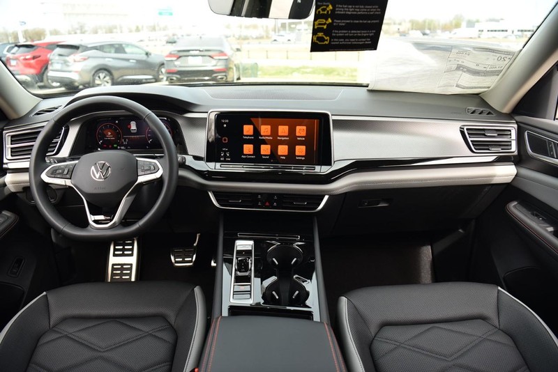 Volkswagen Atlas Vehicle Image 07