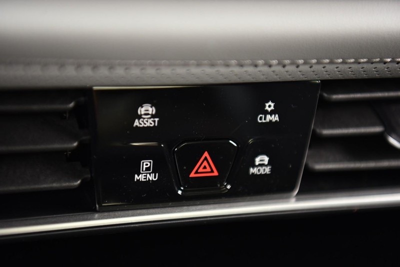 Volkswagen Atlas Vehicle Image 14