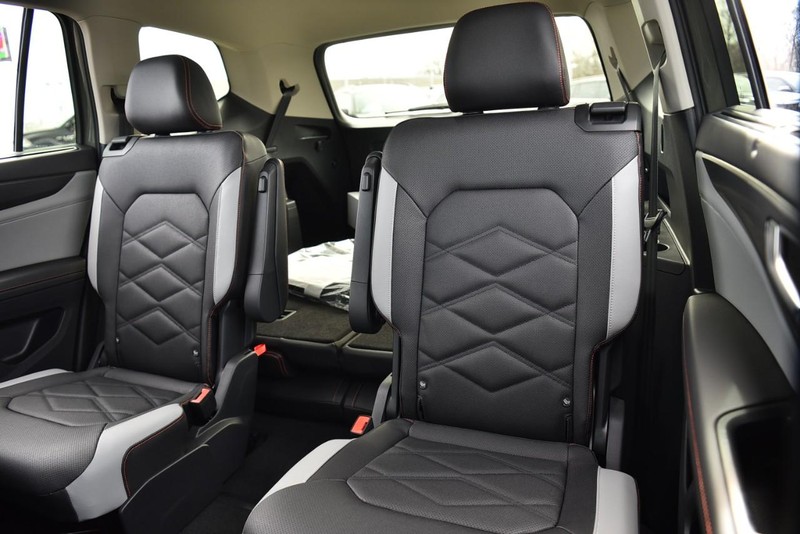 Volkswagen Atlas Vehicle Image 22