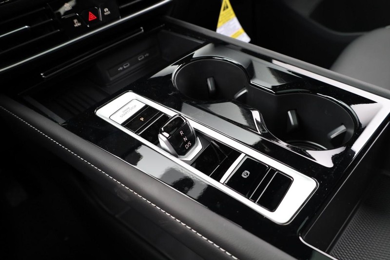 Volkswagen Atlas Cross Sport Vehicle Image 21