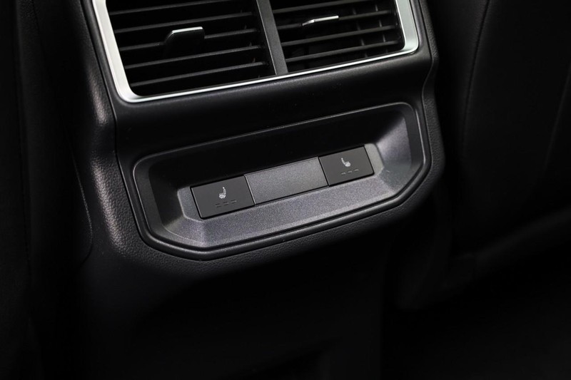 Volkswagen Atlas Cross Sport Vehicle Image 27