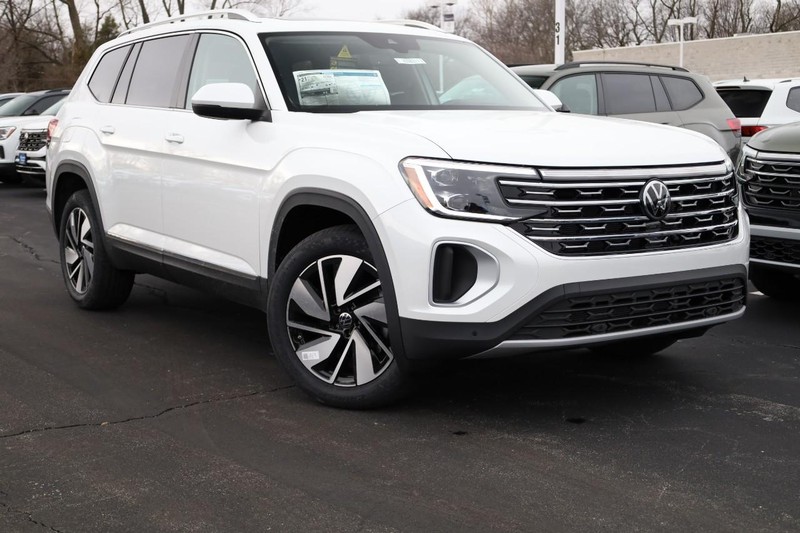 Volkswagen Atlas Vehicle Image 02