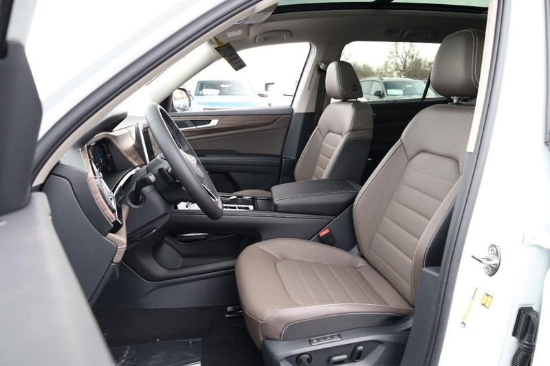 Volkswagen Atlas Vehicle Image 12
