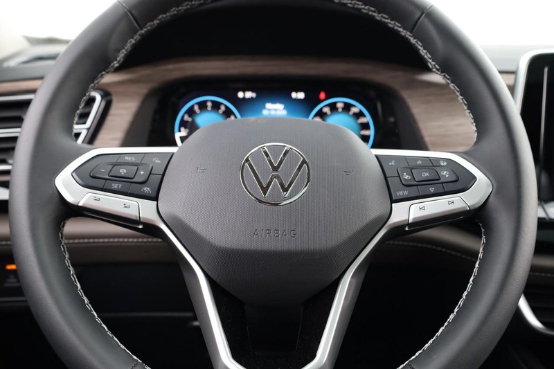 Volkswagen Atlas Vehicle Image 16