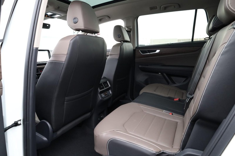 Volkswagen Atlas Vehicle Image 28