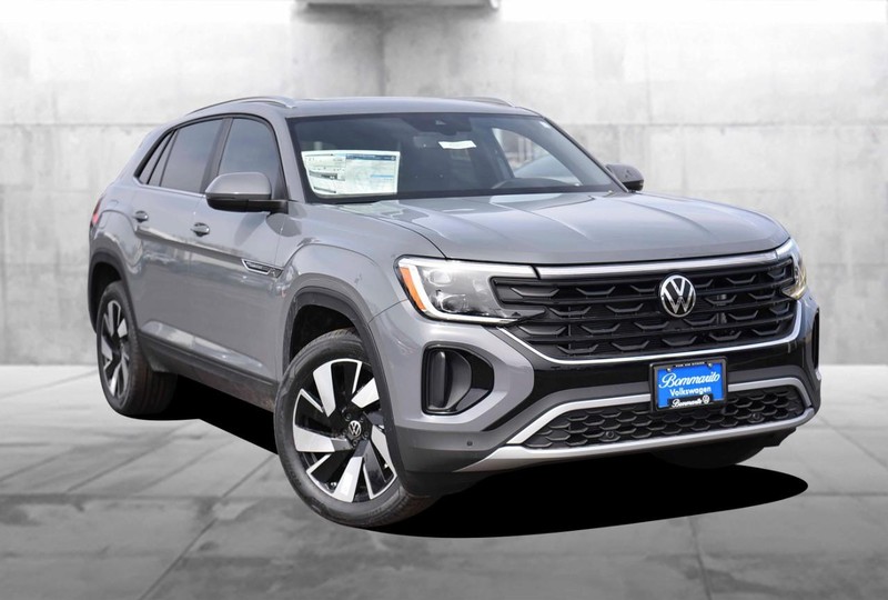Volkswagen Atlas Cross Sport Vehicle Image 02