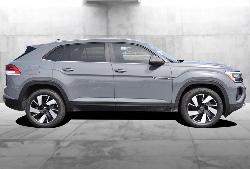 Volkswagen Atlas Cross Sport Vehicle Image 05