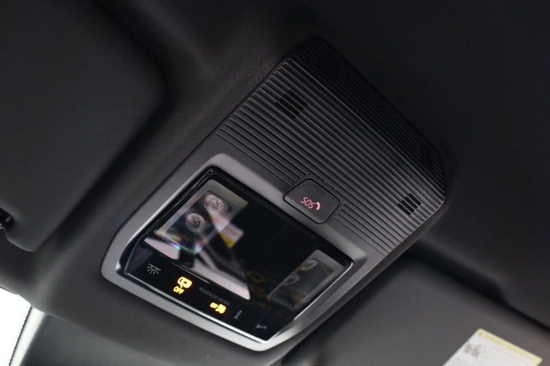 Volkswagen Atlas Cross Sport Vehicle Image 17