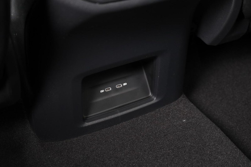 Volkswagen Atlas Cross Sport Vehicle Image 22