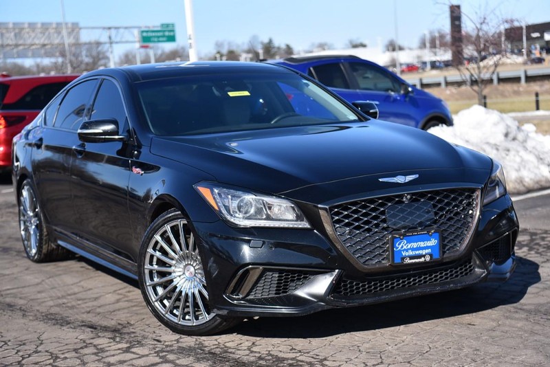 Genesis G80 Vehicle Image 02