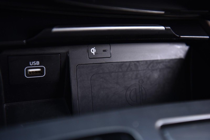 Genesis G80 Vehicle Image 16
