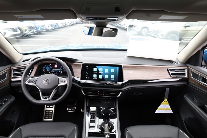 Volkswagen Atlas Vehicle Image 29