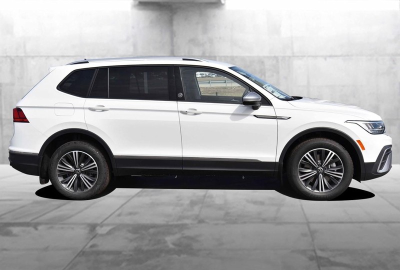 Volkswagen Tiguan Vehicle Image 05