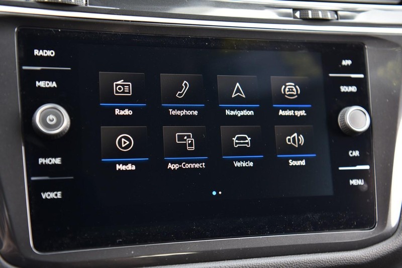 Volkswagen Tiguan Vehicle Image 19