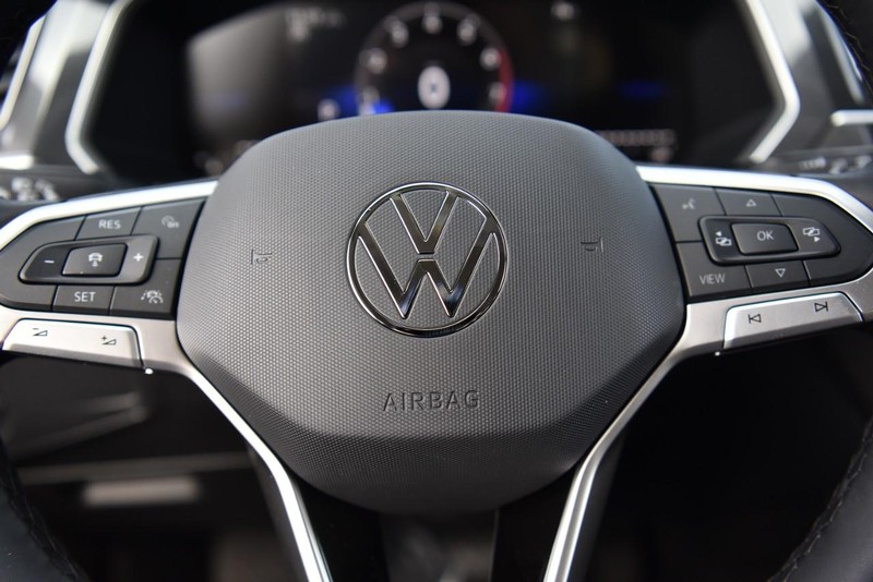 Volkswagen Tiguan Vehicle Image 20