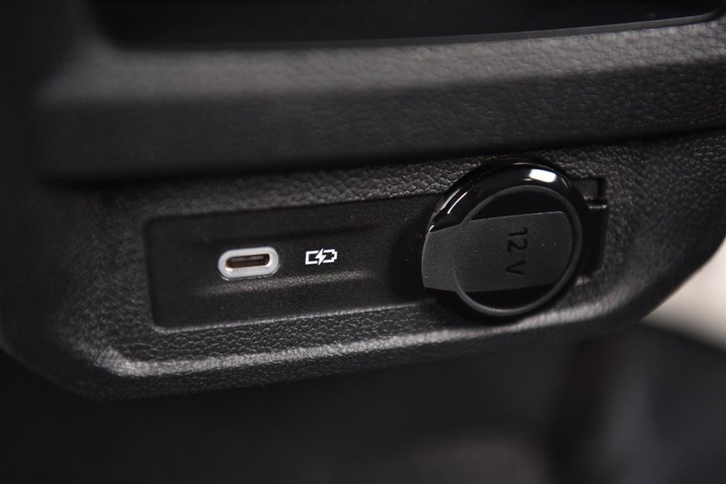 Volkswagen Tiguan Vehicle Image 25