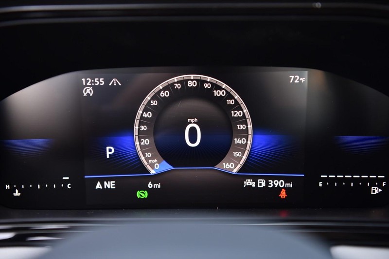 Volkswagen Taos Vehicle Image 11