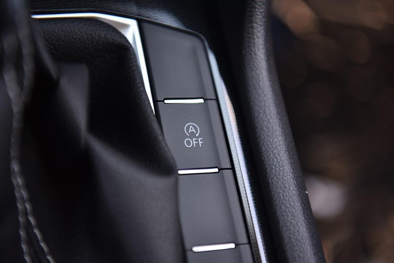 Volkswagen Taos Vehicle Image 17
